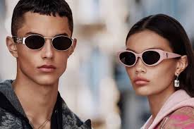 Guide to Ray-Ban Sunglasses and Versace Glasses