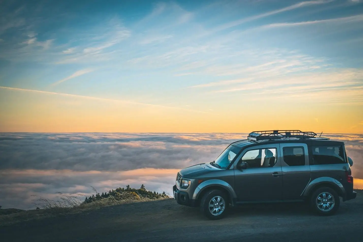 How To Choose Accessories For Rivian R1S Roof Rack 